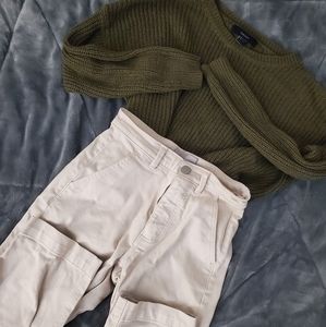 Everlane Striaght Leg Crop Jeans + Green Sweater